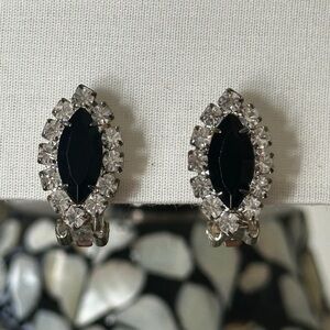 Vintage‎ Silver Tone w/ Black Stone and Surrounding Rhinestones Clip-On Earrings